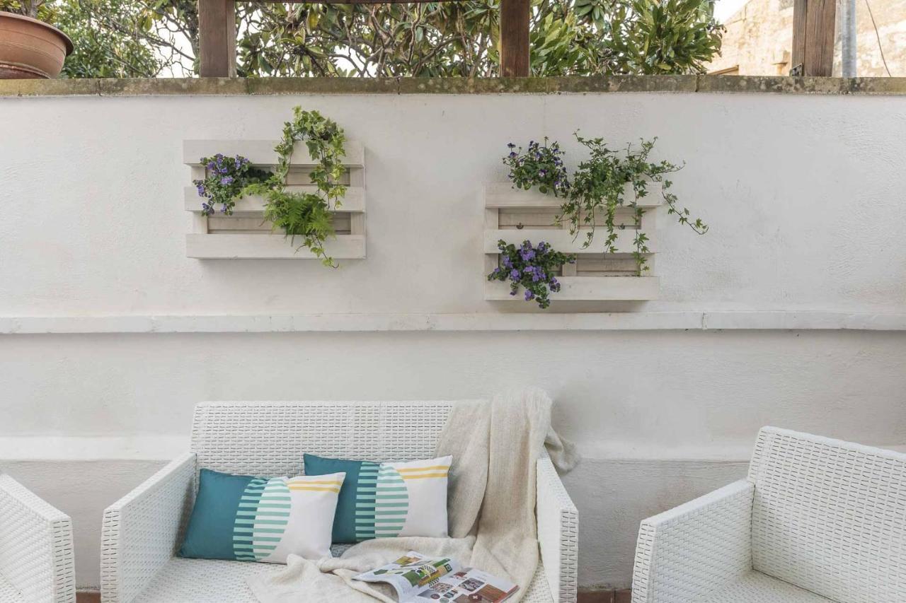 Terzo Campanello - Terrazza Nel Centro Storico Apartment Lecce Exterior photo